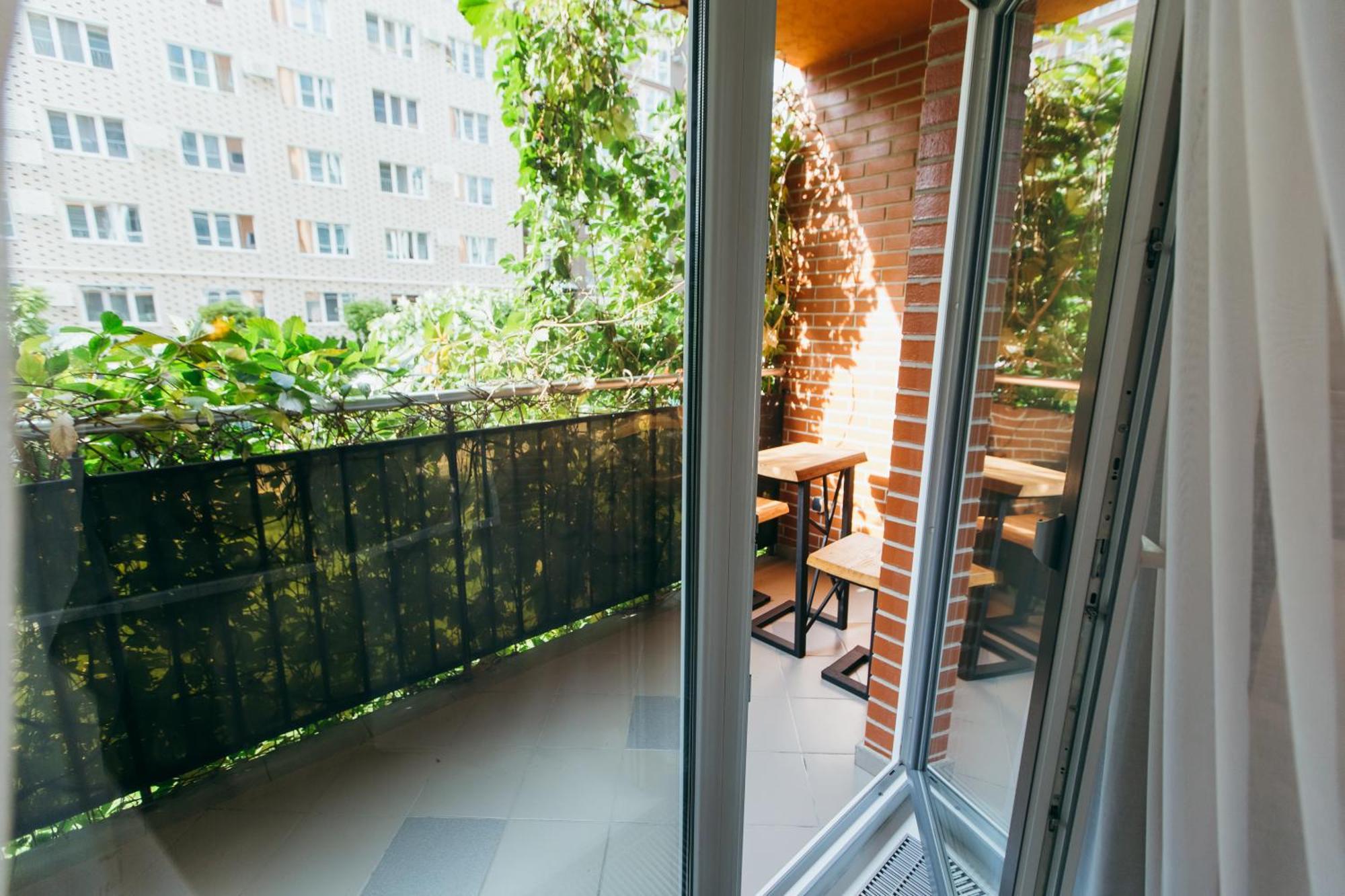 Vodogray Luxury Apartments: Elite Gated Complex with Underground Parking Chernivtsi Exterior photo