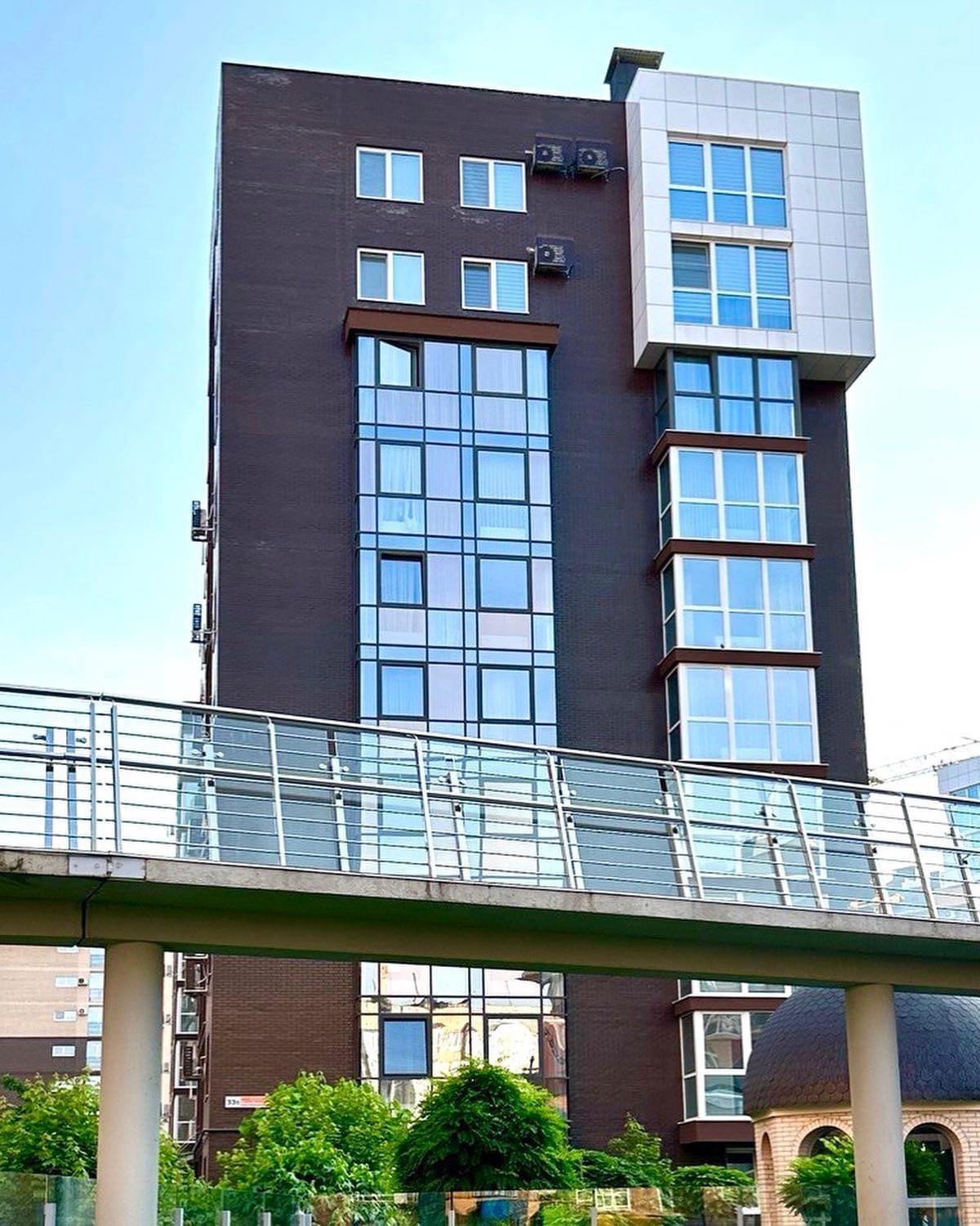 Vodogray Luxury Apartments: Elite Gated Complex with Underground Parking Chernivtsi Exterior photo