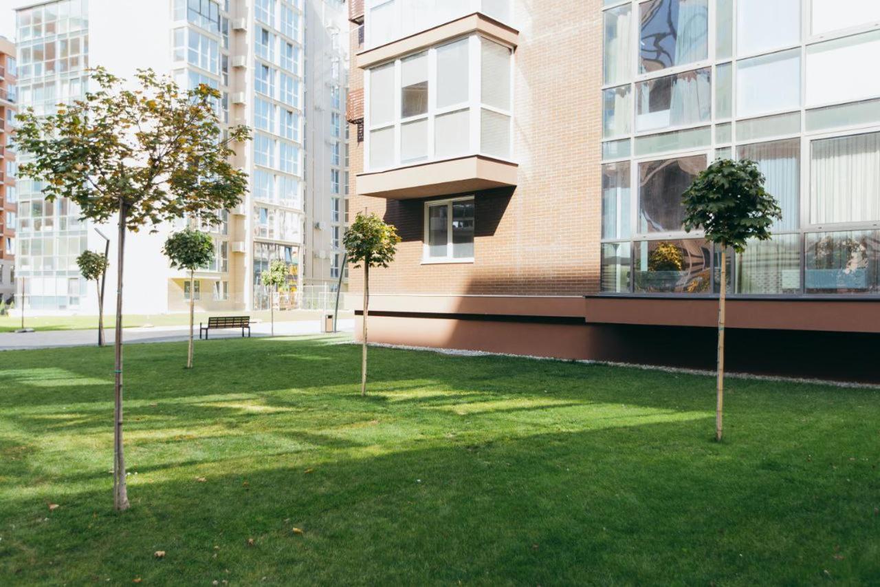 Vodogray Luxury Apartments: Elite Gated Complex with Underground Parking Chernivtsi Exterior photo