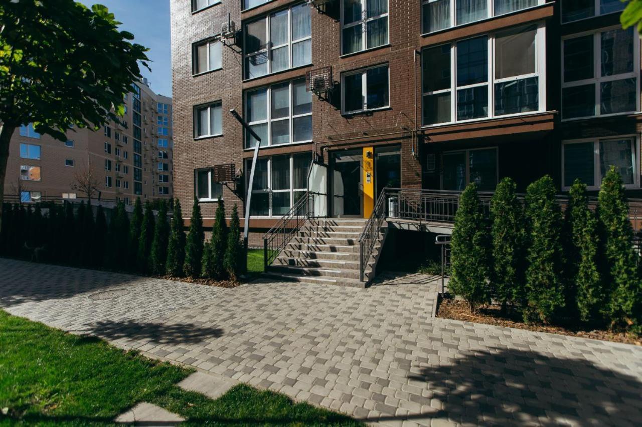 Vodogray Luxury Apartments: Elite Gated Complex with Underground Parking Chernivtsi Exterior photo