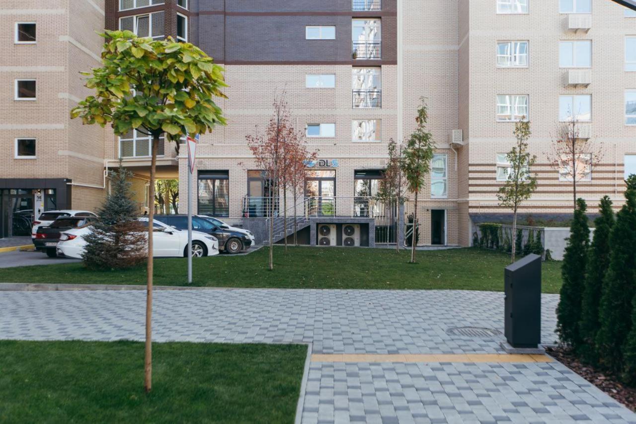 Vodogray Luxury Apartments: Elite Gated Complex with Underground Parking Chernivtsi Exterior photo